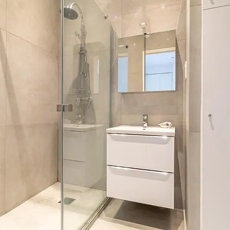 Stunning Flat By The Beach, Carre D'or-negresco Appartement