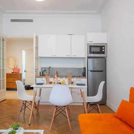 Stunning Flat By The Beach, Carre D'or-negresco Nice