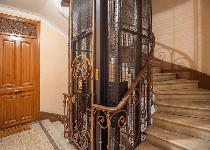 Appartamento Stunning Flat By The Beach, Carre D'or-negresco