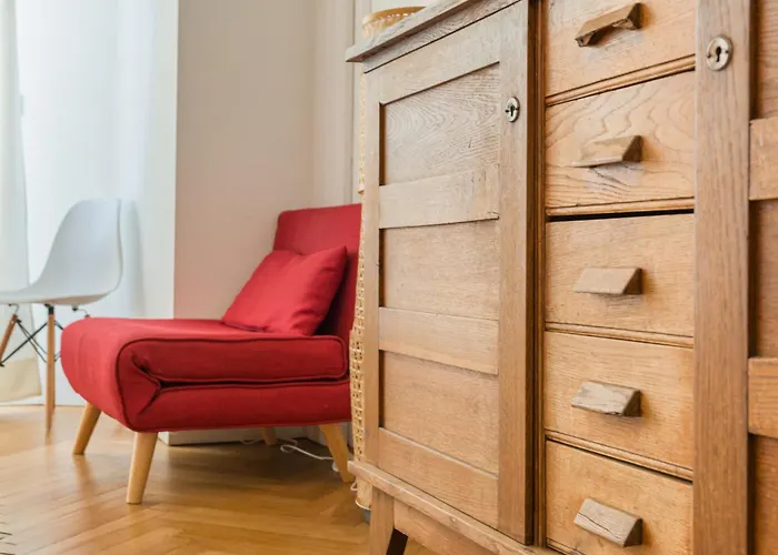 Stunning Flat By The Beach, Carre D'or-negresco Appartamento *